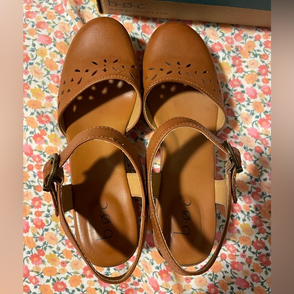 Born Concept B.O.C. Daria tan wedged clog - Picture 3 of 7